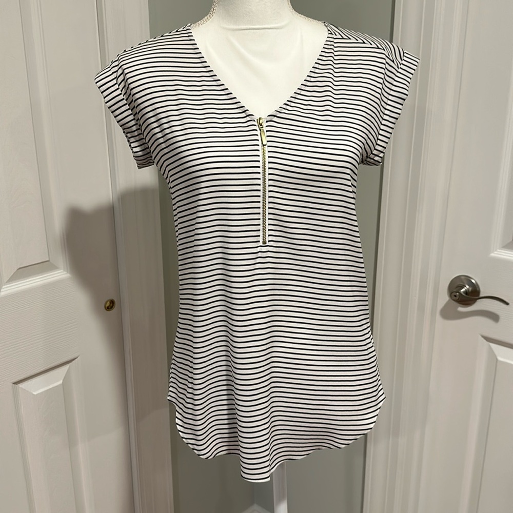 Express Women’s Short Sleeve Striped Blouse - Size X-Small